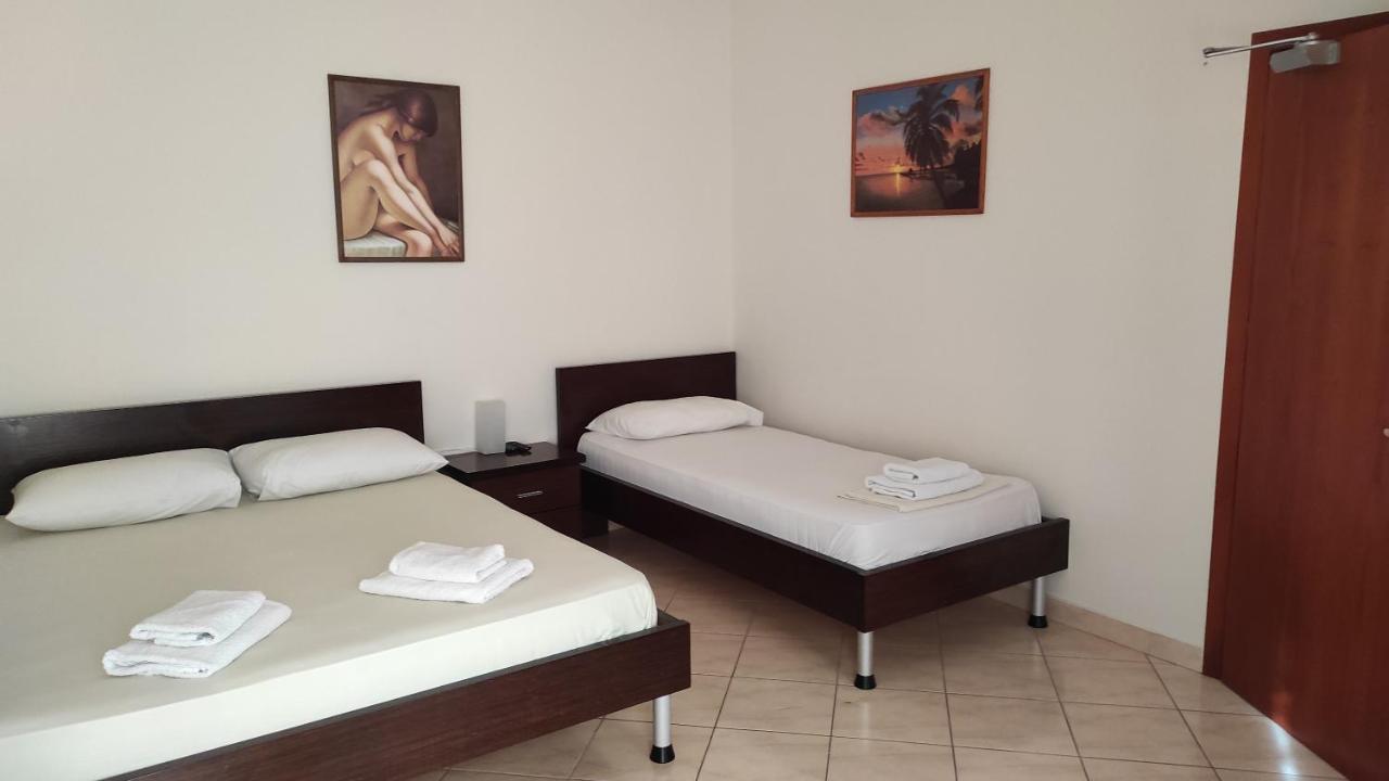 Guesthouse Villa Joanna&Mattheo Sarandë Eksteriør billede