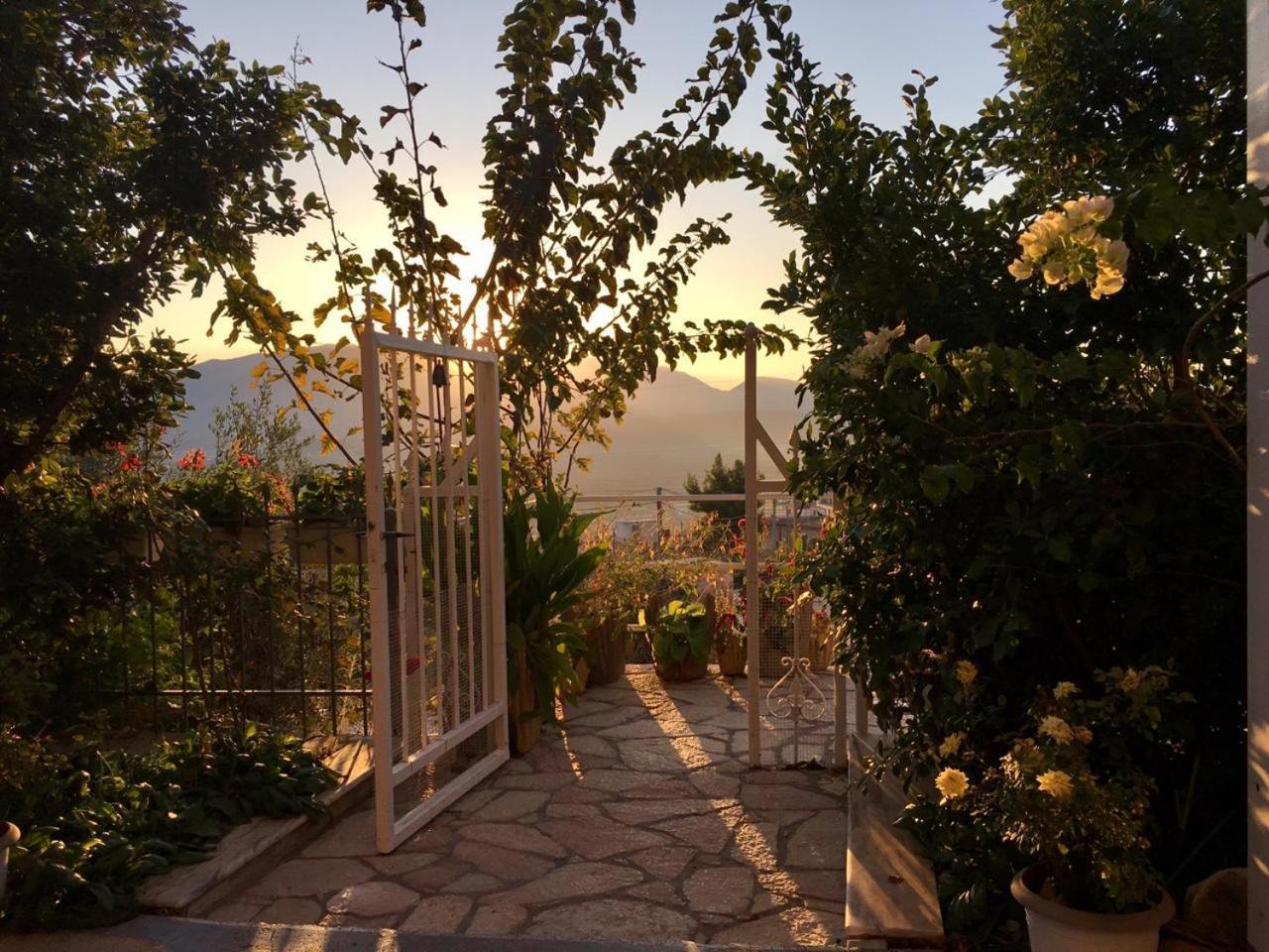 Guesthouse Villa Joanna&Mattheo Sarandë Eksteriør billede