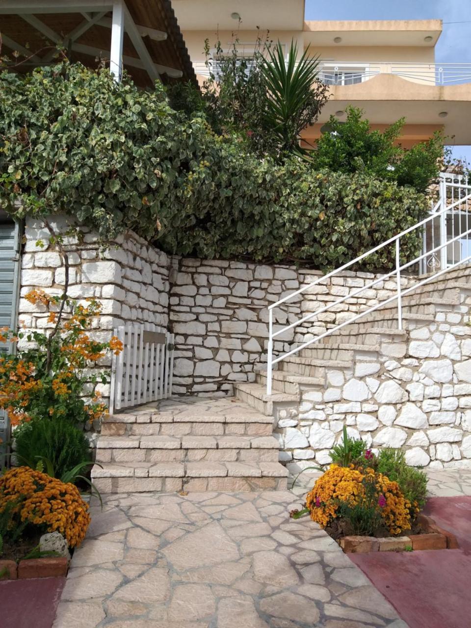 Guesthouse Villa Joanna&Mattheo Sarandë Eksteriør billede